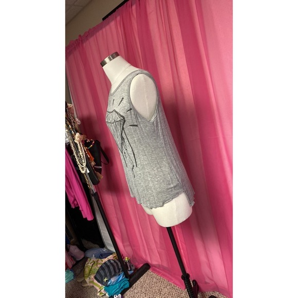 H.I.P. - Picture 5 of 7